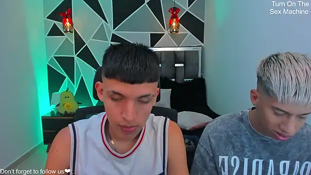 Juan Nd Steven online show from April 22, 2026, 1:19 am