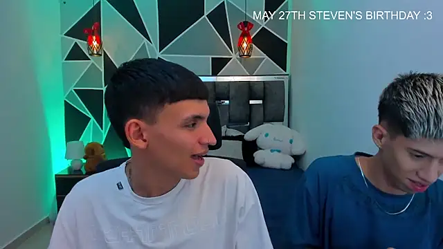 Snapshot of Juan_Nd_Steven chatting on May 22, 2026, 3:46 am Juan Nd Steven online show from May 22, 2026, 3:46 am