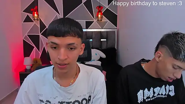 Snapshot of Juan_Nd_Steven chatting on May 28, 2026, 11:24 pm Juan Nd Steven online show from May 28, 2026, 11:24 pm