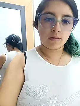  Angelinaandrade  online show from September 9, 2025, 1:27 am