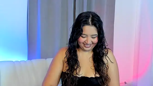 LiahDiaz online show from September 9, 2025, 3:33 pm