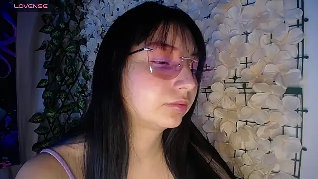 Snapshot of barbarablade chatting on February 13, 2026, 8:49 pm barbarablade online show from February 13, 2026, 8:49 pm