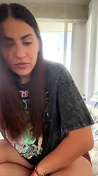 diosa202 online show from December 3, 2024, 6:28 pm