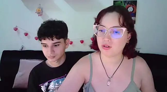 AndrewAnndCherry online show from February 1, 2025, 1:12 am