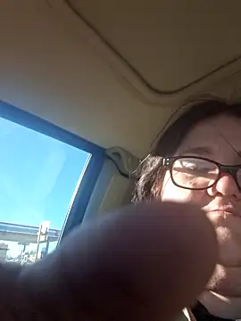 Snapshot of mcv131985 chatting on January 13, 2025, 5:02 pm mcv131985 online show from January 13, 2025, 5:02 pm