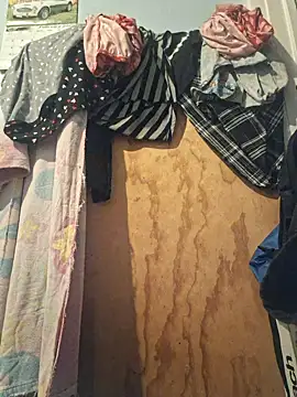 Snapshot of mcv131985 chatting on February 28, 2025, 9:58 am mcv131985 online show from February 28, 2025, 9:58 am