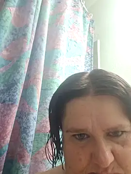 Snapshot of mcv131985 chatting on March 14, 2025, 5:48 am mcv131985 online show from March 14, 2025, 5:48 am