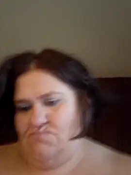 Snapshot of mcv131985 chatting on March 17, 2025, 8:19 pm mcv131985 online show from March 17, 2025, 8:19 pm