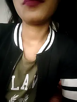 Hot Goldengirl online show from February 26, 2025, 5:28 pm