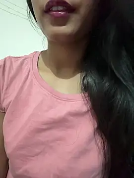 Snapshot of Hot_Goldengirl chatting on May 5, 2026, 11:18 am Hot Goldengirl online show from May 5, 2026, 11:18 am