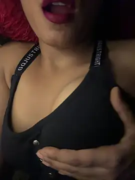 Snapshot of Hot_Goldengirl chatting on May 9, 2026, 7:19 pm Hot Goldengirl online show from May 9, 2026, 7:19 pm