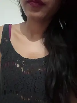 Snapshot of Hot_Goldengirl chatting on May 14, 2026, 11:06 am Hot Goldengirl online show from May 14, 2026, 11:06 am
