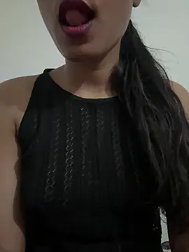 Snapshot of Hot_Goldengirl chatting on June 24, 2026, 10:25 am Hot Goldengirl online show from June 24, 2026, 10:25 am