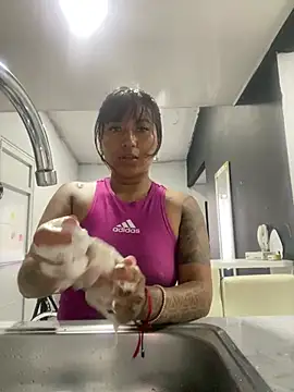 luisa16xxx online show from March 1, 2025, 9:15 pm