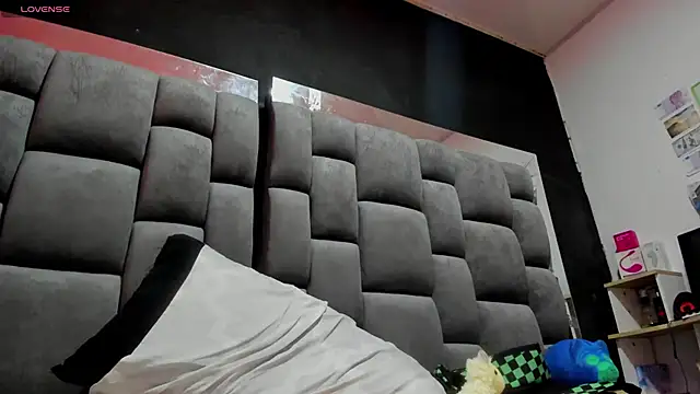 luisa16xxx online show from March 23, 2025, 1:53 am