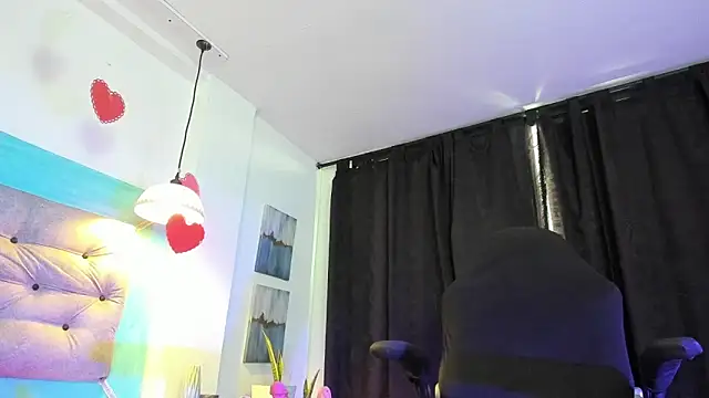 carofox89 online show from February 8, 2025, 2:16 pm