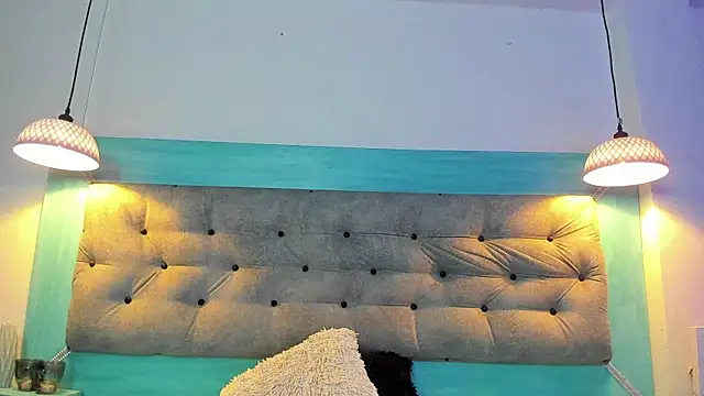 carofox89 online show from March 3, 2025, 3:30 am