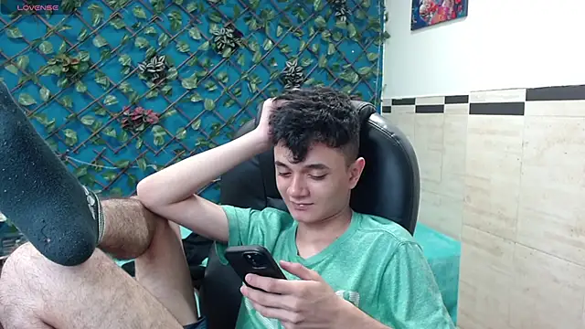 Waturox online show from March 19, 2025, 12:59 am