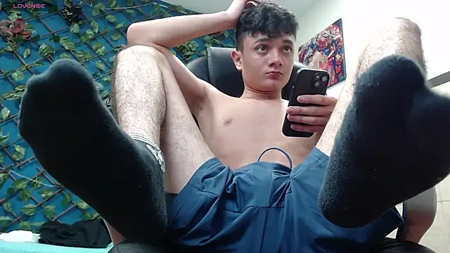 Waturox online show from March 21, 2025, 1:24 am