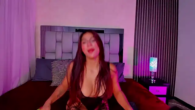 sophiieTaylor1 online show from September 10, 2025, 4:12 am