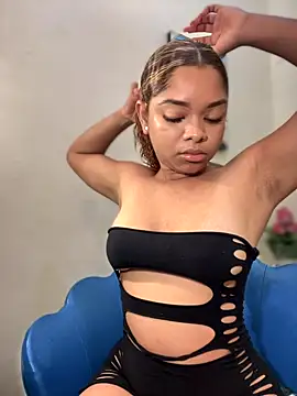 ChristyAddams online show from September 18, 2025, 12:18 pm