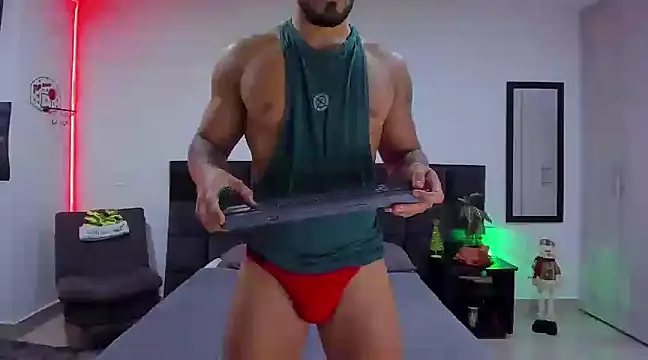 Alexander Martines online show from December 24, 2024, 10:49 pm