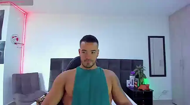 Alexander Martines online show from March 17, 2025, 7:48 pm