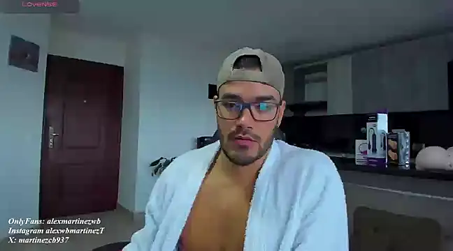 Alexander Martines online show from March 19, 2025, 10:31 pm