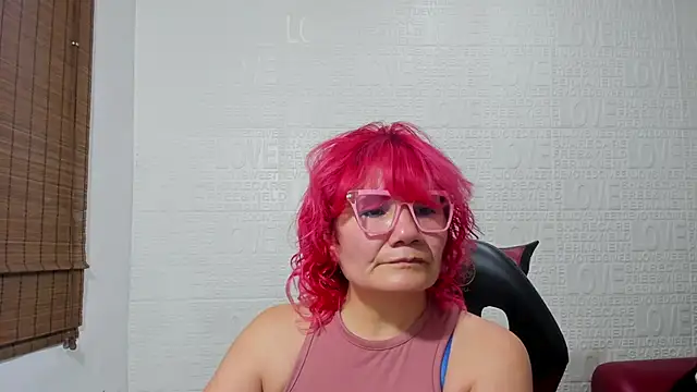 Salomeediaz  online show from February 18, 2025, 9:09 pm