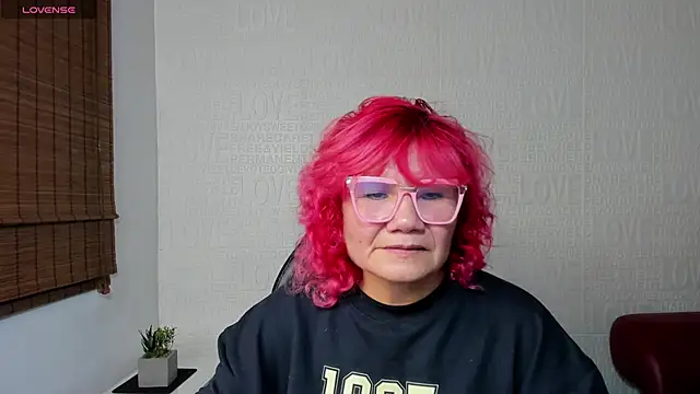 Salomeediaz  online show from February 22, 2025, 9:26 pm