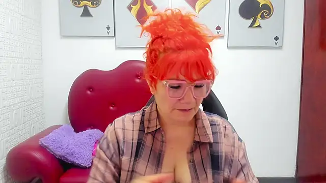 Salomeediaz  online show from May 20, 2026, 9:10 pm