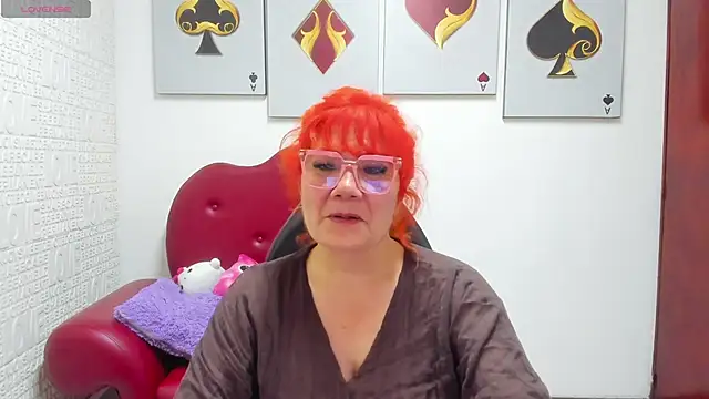 Salomeediaz  online show from May 21, 2026, 9:00 pm