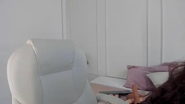 Mariapettit online show from February 14, 2025, 12:25 pm