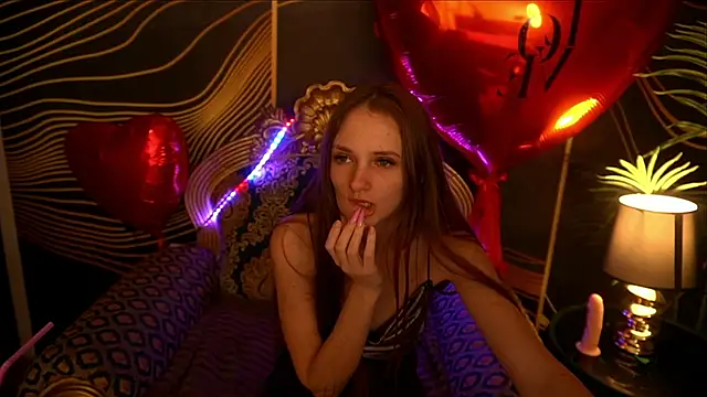 Snapshot of PamelaXX_ chatting on February 19, 2025, 12:03 am PamelaXX online show from February 19, 2025, 12:03 am