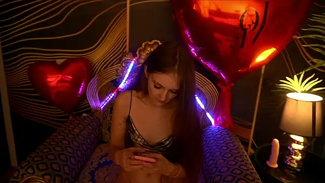 Snapshot of PamelaXX_ chatting on February 19, 2025, 3:06 am PamelaXX online show from February 19, 2025, 3:06 am