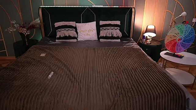 Snapshot of PamelaXX_ chatting on October 1, 2025, 9:10 pm PamelaXX online show from October 1, 2025, 9:10 pm