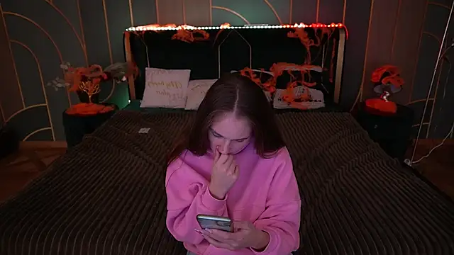 Snapshot of PamelaXX_ chatting on October 24, 2025, 8:05 pm PamelaXX online show from October 24, 2025, 8:05 pm