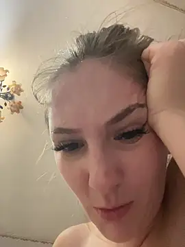 Snapshot of PamelaXX_ chatting on February 15, 2026, 3:25 am PamelaXX online show from February 15, 2026, 3:25 am