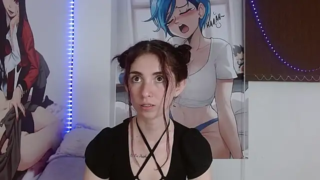 mildre303av online show from December 14, 2024, 9:56 pm