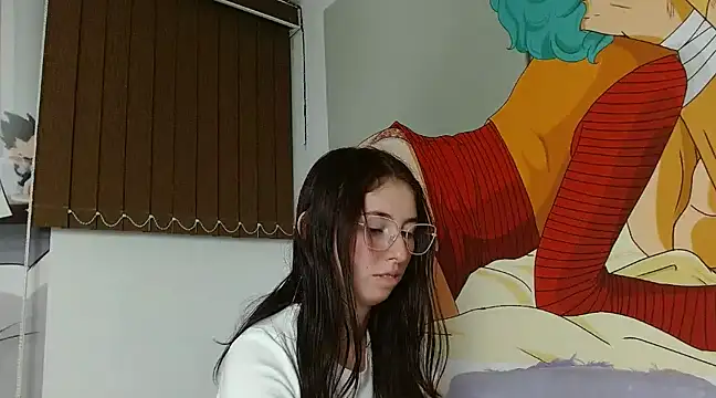 mildre303av online show from February 4, 2025, 1:23 am