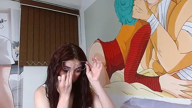 mildre303av online show from February 6, 2025, 4:42 am