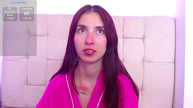 mildre303av online show from March 22, 2025, 10:17 am