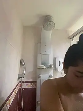 Charlotte cute18 online show from December 14, 2024, 11:23 pm