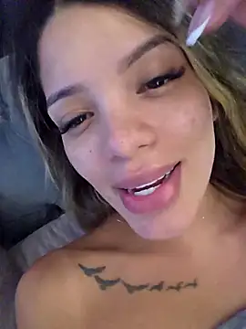 Ameliadickens online show from November 6, 2025, 8:10 pm