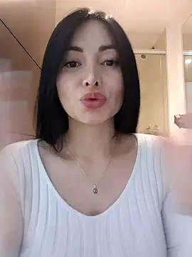 Snapshot of _monicab chatting on February 15, 2025, 12:48 am monicab online show from February 15, 2025, 12:48 am