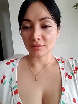 Snapshot of _monicab chatting on March 1, 2025, 5:05 pm monicab online show from March 1, 2025, 5:05 pm