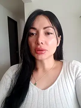 Snapshot of _monicab chatting on March 8, 2025, 6:37 pm monicab online show from March 8, 2025, 6:37 pm