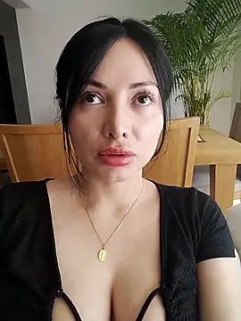 Snapshot of _monicab chatting on March 22, 2025, 6:25 pm monicab online show from March 22, 2025, 6:25 pm