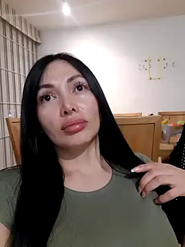 Snapshot of _monicab chatting on October 5, 2025, 3:49 am monicab online show from October 5, 2025, 3:49 am