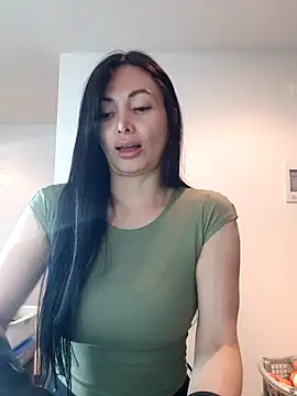 Snapshot of _monicab chatting on October 28, 2025, 2:48 am monicab online show from October 28, 2025, 2:48 am